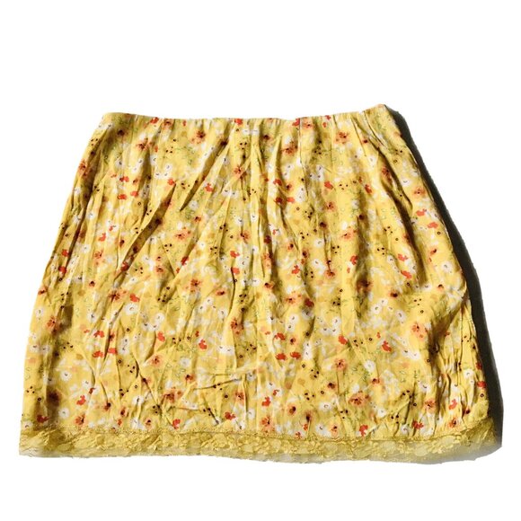 Le Lis Yellow Floral Print Lace Detail Skirt Boho Romantic Size Large - Picture 2 of 7